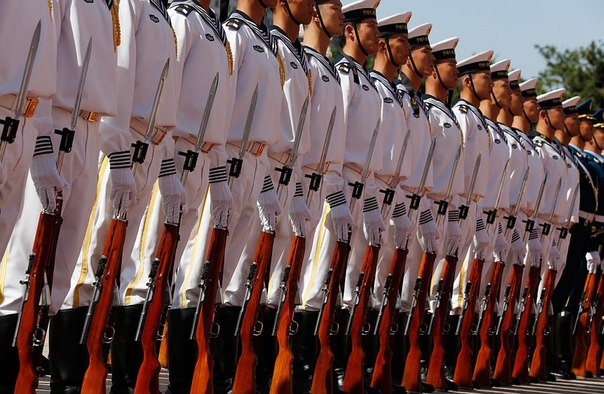 Chinese soldiers during the visit of Secretary of Defense Leon Panetta in Beijing, China, 18 September 2012